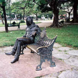 Sculpture of John Lennon | Cuba tour guide - Alain Alvarez